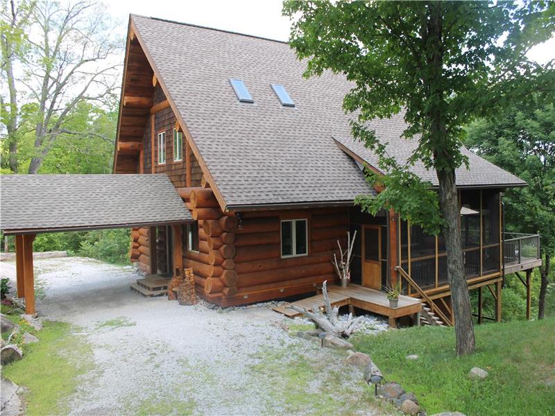 Private Waterfront Log Cottage Sharbot Lake Cottage Rental PL30599