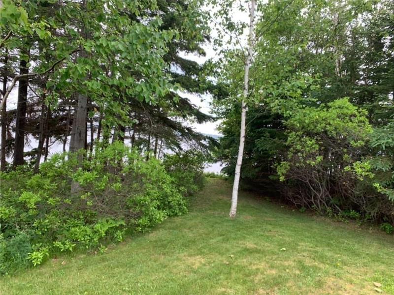 Two Loons Panmure Island Beachfront Montague Cottage Rental DI