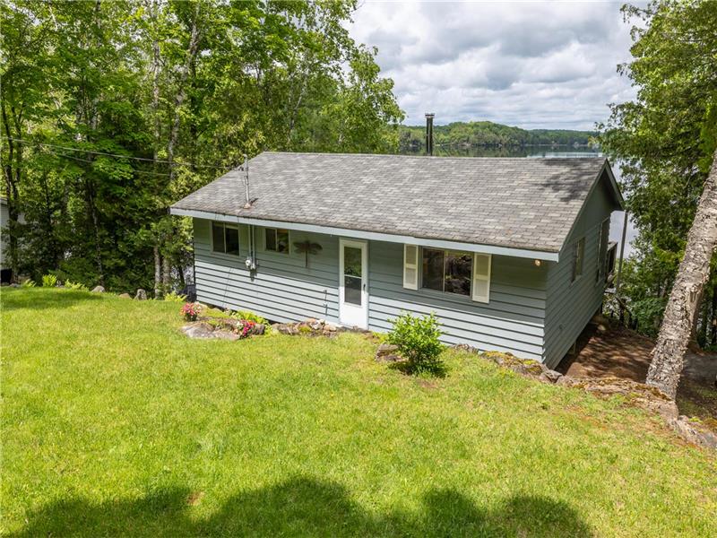 ONE WEEK LEFT IN JULY! FULLY Coe Hill Cottage Rental DI30613