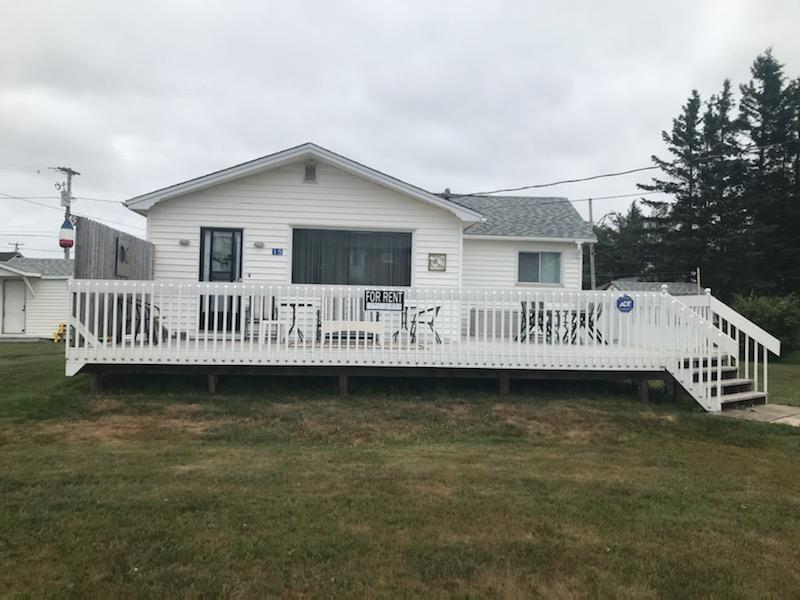Beautiful Parlee Beach Cottage for Shediac Cottage Rental GL30743