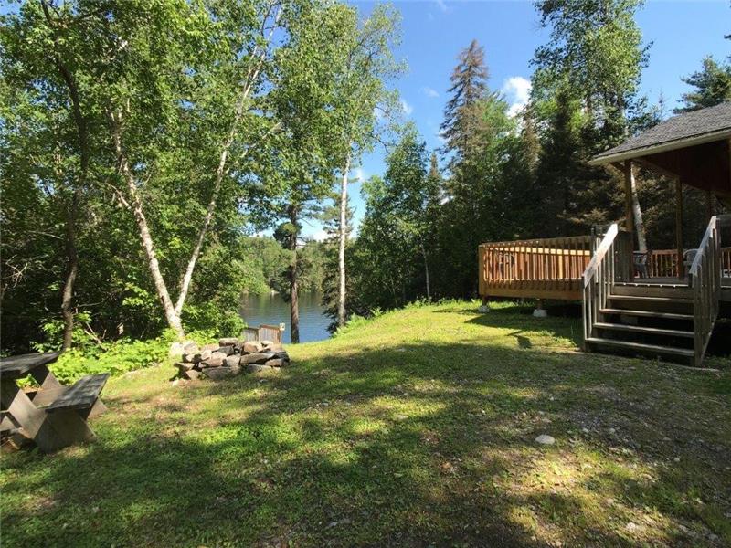 Water front cottages Kipawa Lake Laniel Cottage Rental PL31277