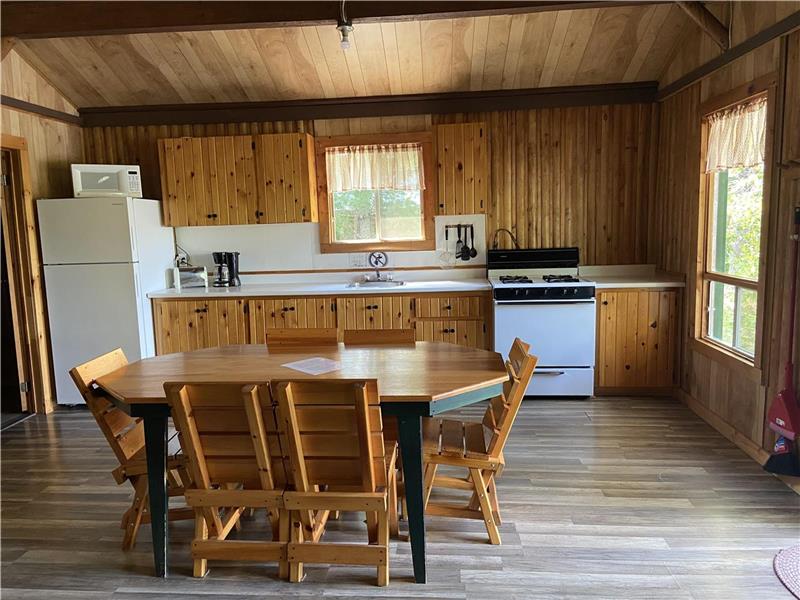 Water front cottages Kipawa Lake Laniel Cottage Rental PL31277