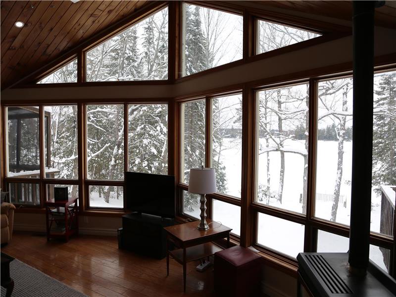 Secluded Spectacular Viceroy Home Eagle Lake Cottage Rental PL