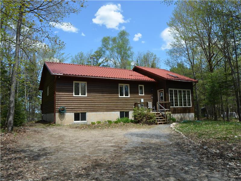 Secluded Spectacular Viceroy Home Eagle Lake Cottage Rental PL