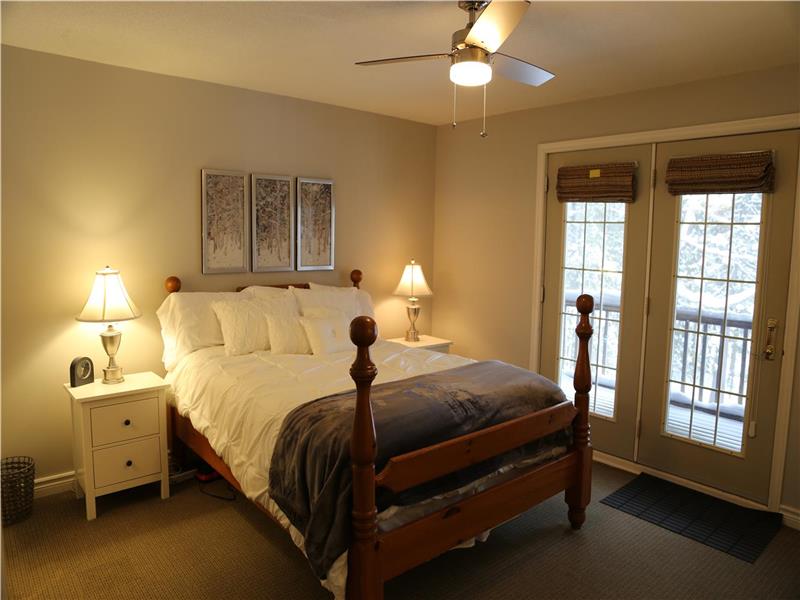 Secluded Spectacular Viceroy Home Eagle Lake Cottage Rental PL