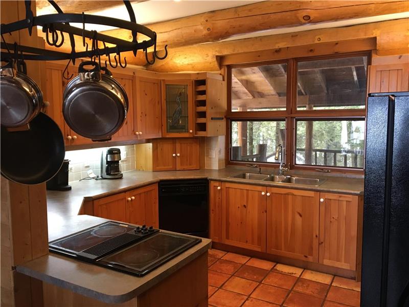 Wishbone Retreat. Waterfront. Myles Lions Head Cottage Rental DI