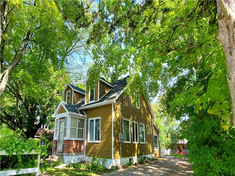 Bay CottageHot Waubaushene Cottage Rental GL31452