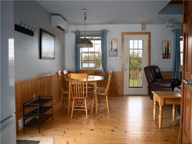 Warm Cottage Getaway Near the CapPele Cottage Rental PL31474