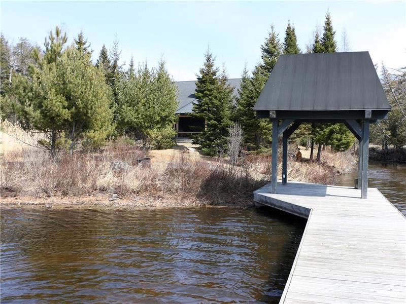 Custom built waterfront cottage on Port Carling Cottage Rental PL