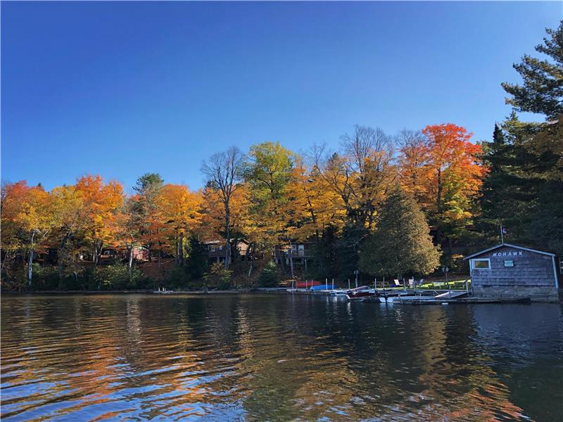 MOHAWK LODGE Sharbot Lake Cottage Rental PL31635 CottagesInCanada