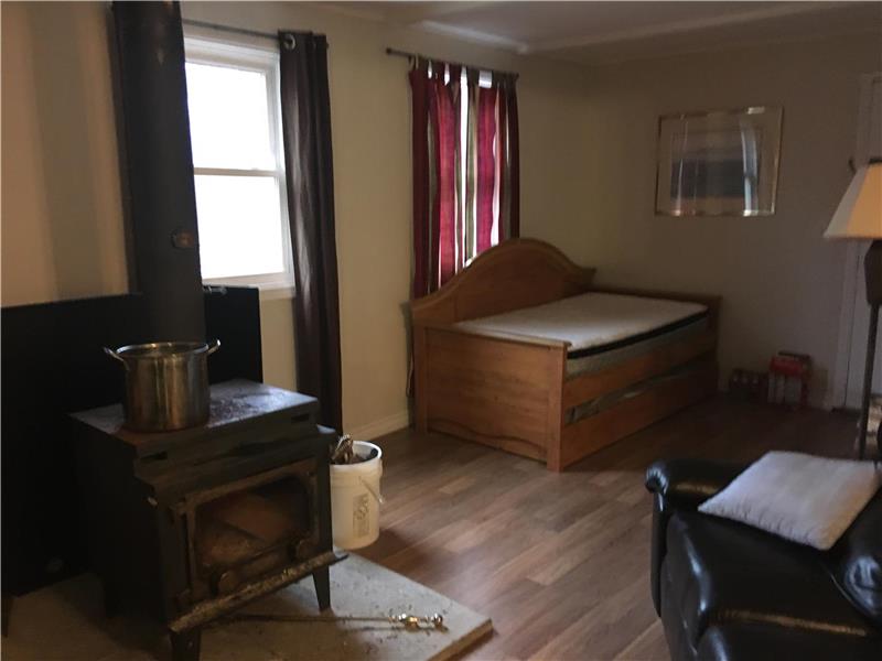 Oasis on Beaver Lake Erinsville Cottage Rental GL31927