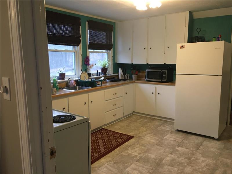 Oasis on Beaver Lake Erinsville Cottage Rental GL31927