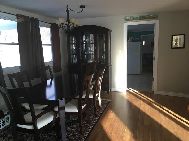 Oasis on Beaver Lake Erinsville Cottage Rental GL31927