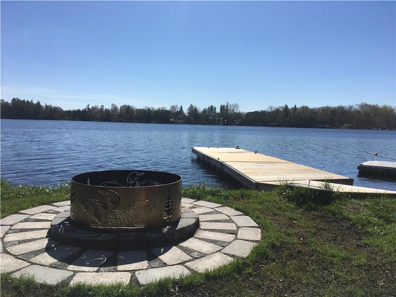 Oasis on Beaver Lake Erinsville Cottage Rental GL31927