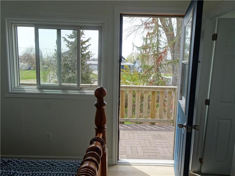 Waterfront property in Erieau on Erieau Cottage Rental GL32051