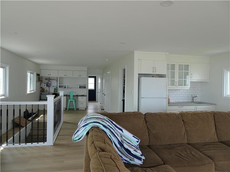 Waterfront property in Erieau on Erieau Cottage Rental GL32051