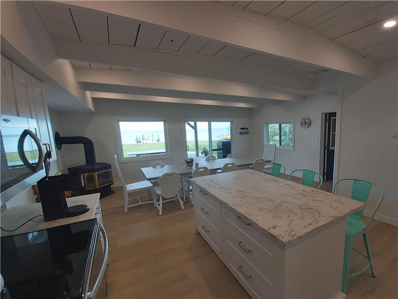 Waterfront property in Erieau on Erieau Cottage Rental GL32051