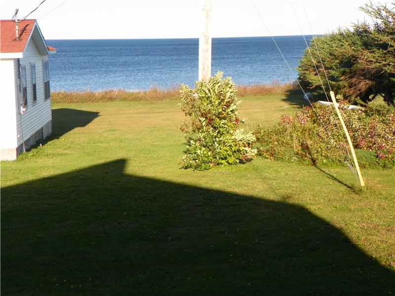 Rocher Retreat Chalet à louer PetitRocher GL32173 CottagesInCanada