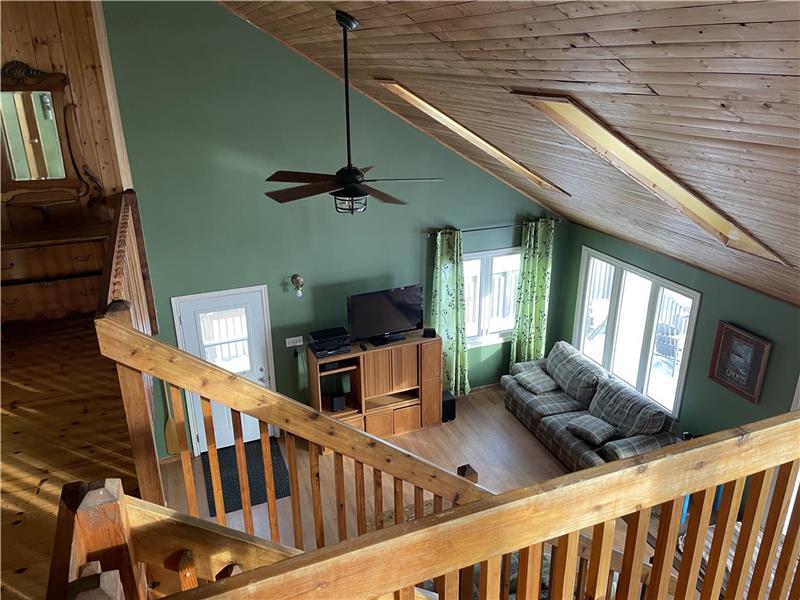 Cook's Cottage, Lakefront, Drive PointeAuBarilStation Cottage Rental DI32174