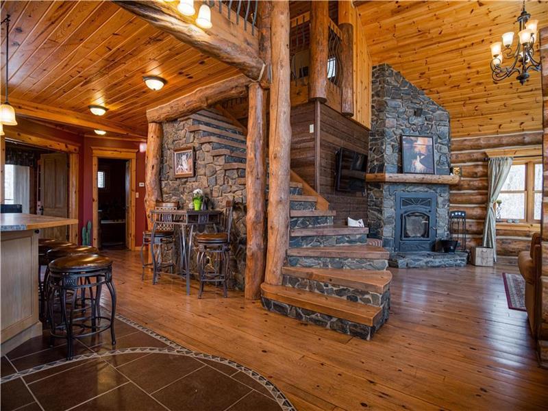 Come stay at Lazy Days Lodge in Lac Lac Du Cottage Rental DI