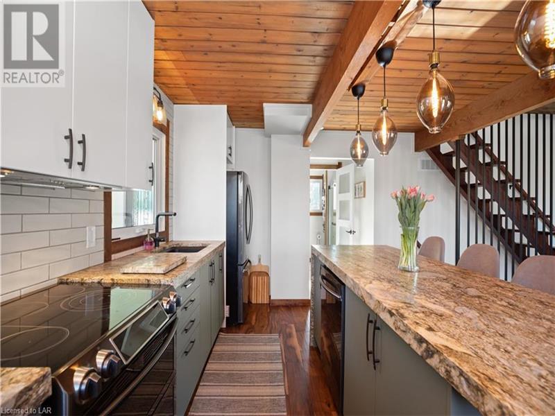 Summer Paradise On A Silver Lake Muskoka Lakes Cottage Rental PL