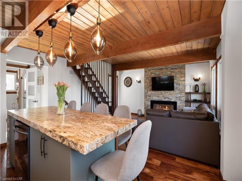 Summer Paradise On A Silver Lake Muskoka Lakes Cottage Rental PL