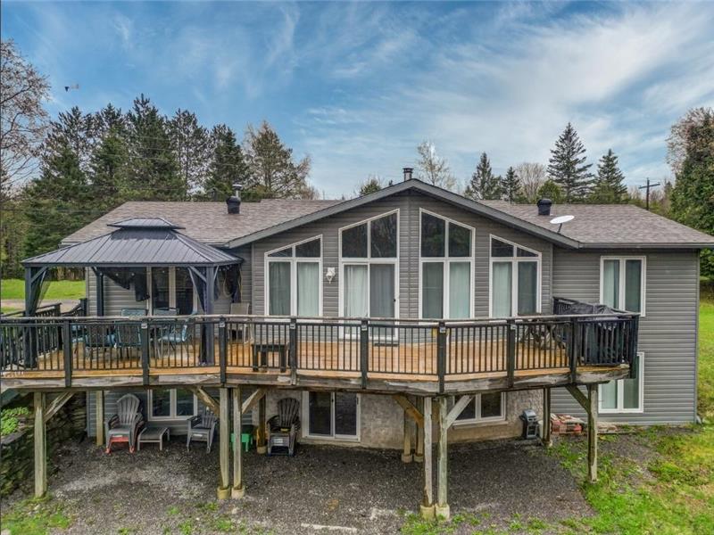 Gilmour Dream Custom Build Gilmour Cottage Rental DI32532