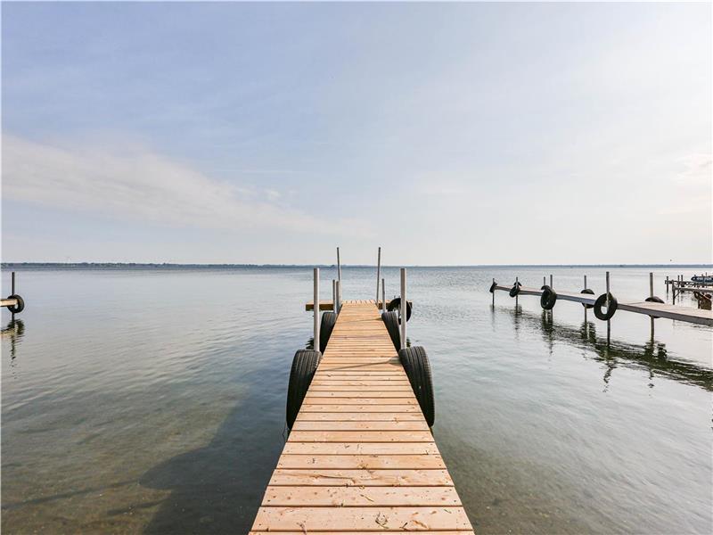 New Listing Bayside Lake House in Erieau Cottage Rental GL32597