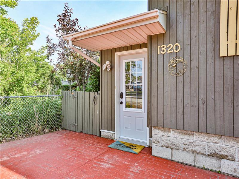 New Listing Bayside Lake House in Erieau Cottage Rental GL32597