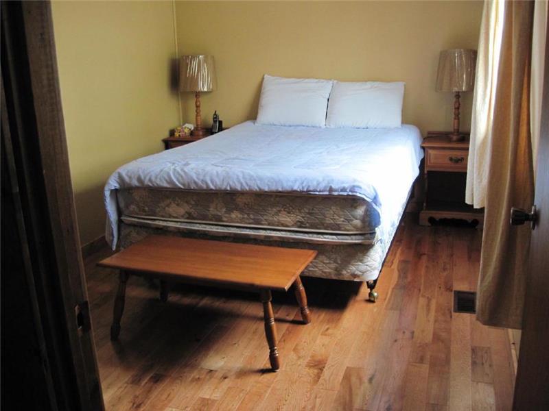 Waterfront cottage in Bracebridge Bracebridge Cottage Rental GL32693 CottagesInCanada
