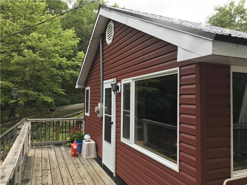 Waterfront cottage in Bracebridge Bracebridge Cottage Rental GL32693 CottagesInCanada