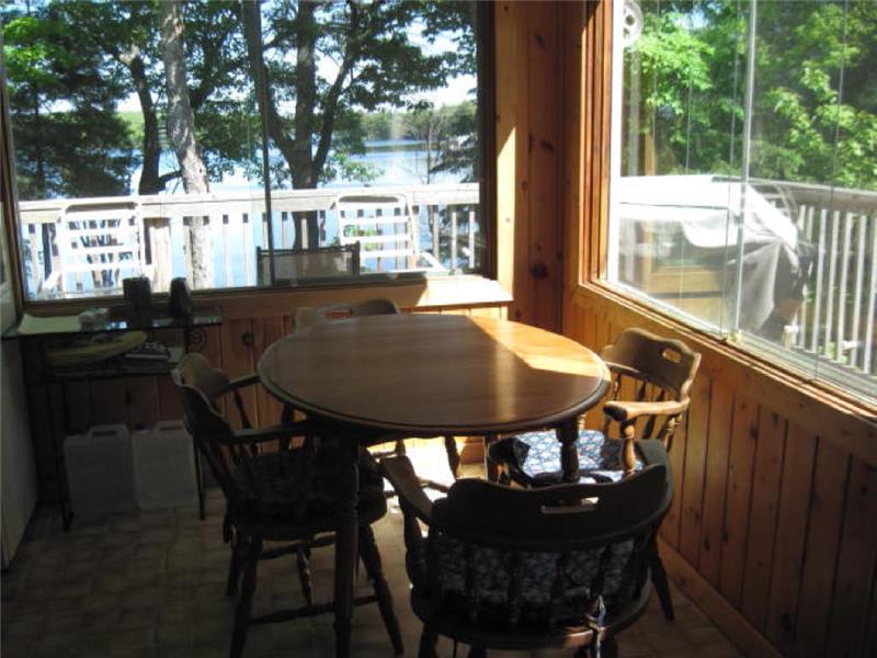 Waterfront cottage in Bracebridge Bracebridge Cottage Rental GL