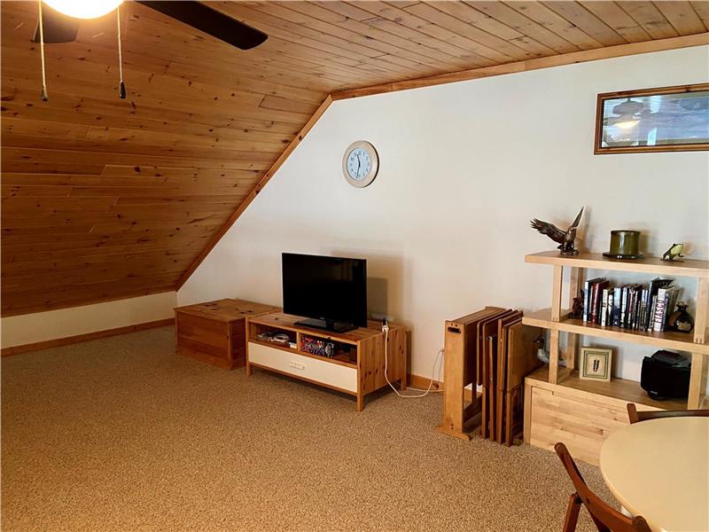 Breathtaking views at Cardinal Seeleys Bay Cottage Rental GL33035