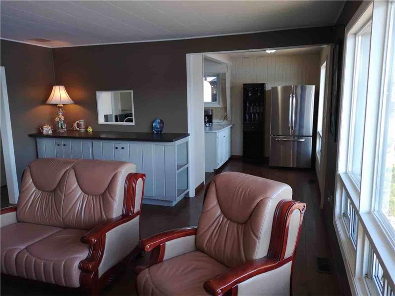 Verona Waterfront Cottage With Hot Verona Cottage Rental DI33349