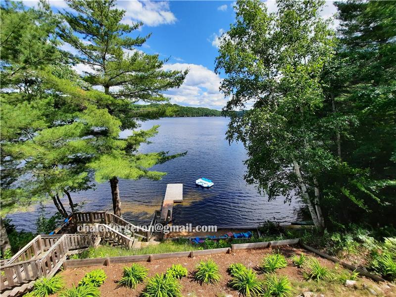 Waterfront cottage to rent ValdesBois Cottage Rental GL33368