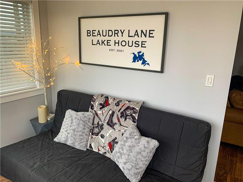 Waterfront Constant Lake House Eganville Cottage Rental GL33617