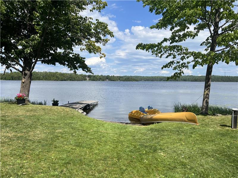 Waterfront Constant Lake House Eganville Cottage Rental GL33617