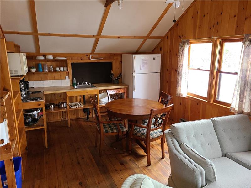 Pineridge Cottages in Beautiful Parham Cottage Rental DI33782