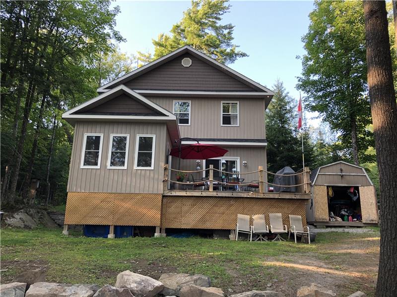 Muskoka 4 Season Luxury Cottage Kilworthy Cottage Rental PL33826