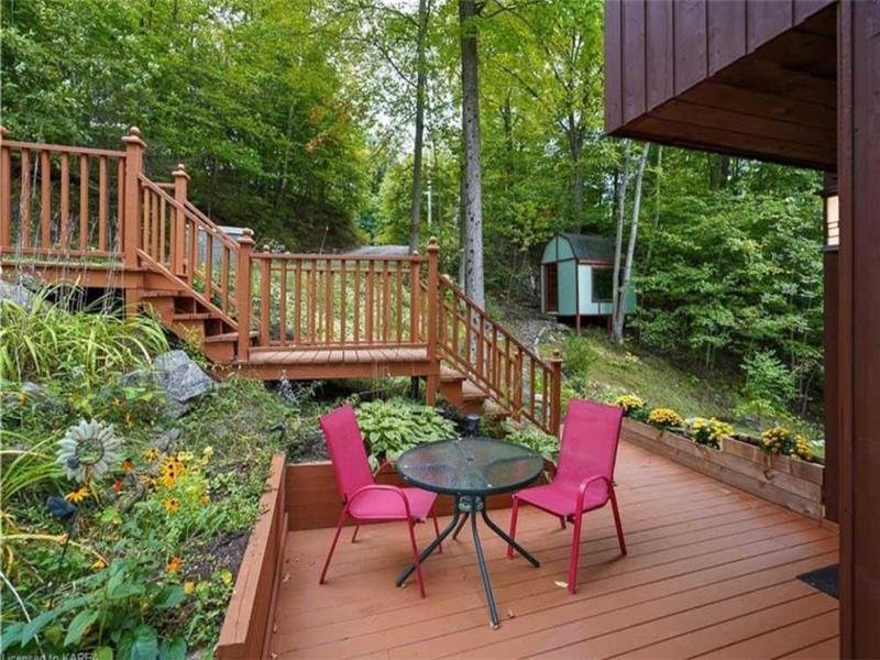 Peace and Serenity Lake House Sharbot Lake Cottage Rental PL