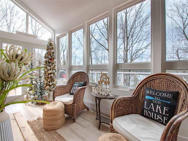 Peace and Serenity Lake House Sharbot Lake Cottage Rental PL