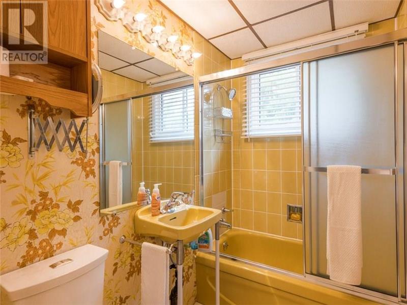 Dream Cottage on Lower Buckhorn Buckhorn Cottage Rental DI34226