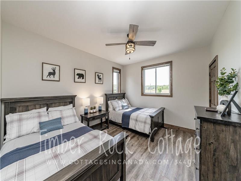 Timber Rock Cottage Fall/Winter Utterson Cottage Rental DI34402