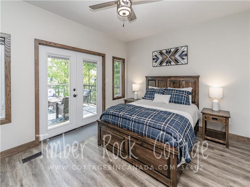 Timber Rock Cottage Fall/Winter Utterson Cottage Rental DI34402