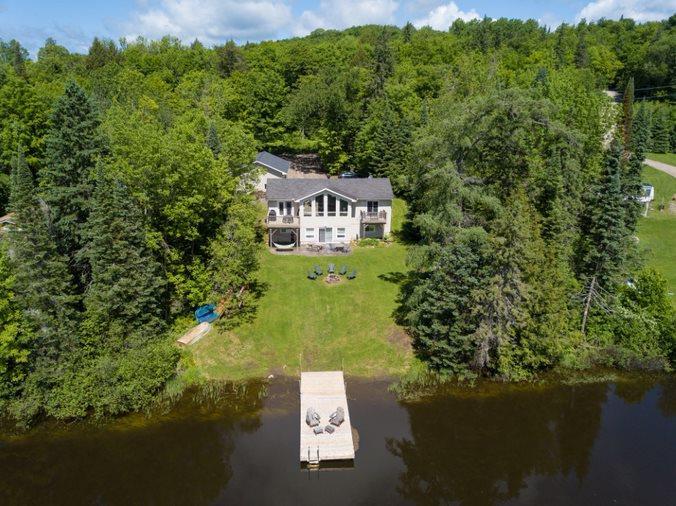 OCR Riverhill Retreat (F567) Burks Falls Cottage Rental PL34490 CottagesInCanada