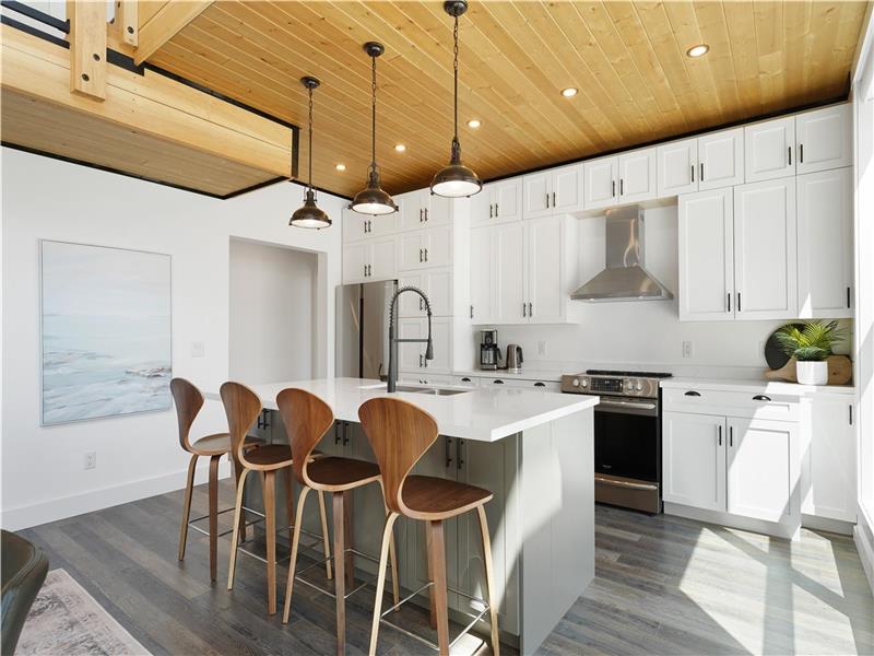 Selena Lakehouse Luxury Lakefront Sprucedale Cottage Rental DI