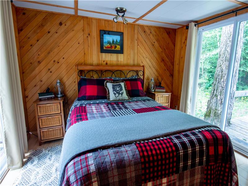 A Relaxing, Peaceful Cottage Resort Combermere Cottage Rental DI