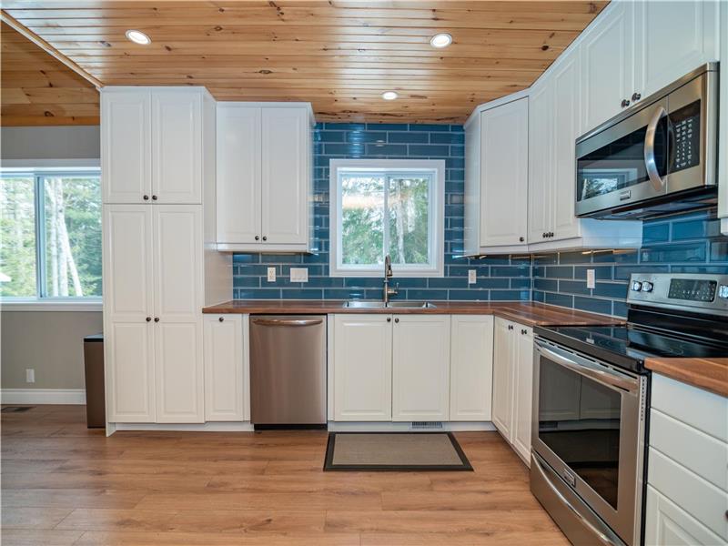 Adventures Await Combermere Cottage Rental GL34649 CottagesInCanada