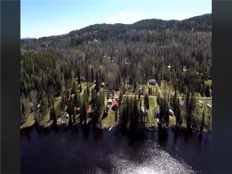 Carver's Cottage A Magical Canim Lake Cottage Rental GL35124