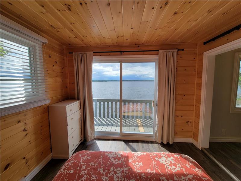 Lake Nasbonsing waterfront Astorville Cottage Rental GL35313